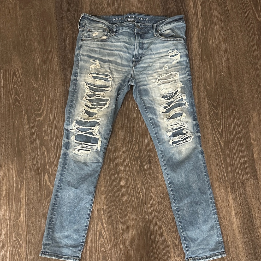 American Eagle Outfitters Men's Blue Distressed Skinny Jeans